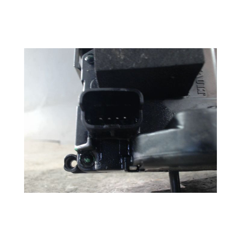 SYSTEME CONDAMNATION ARRIERE DROIT RENAULT CLIO III 2010-