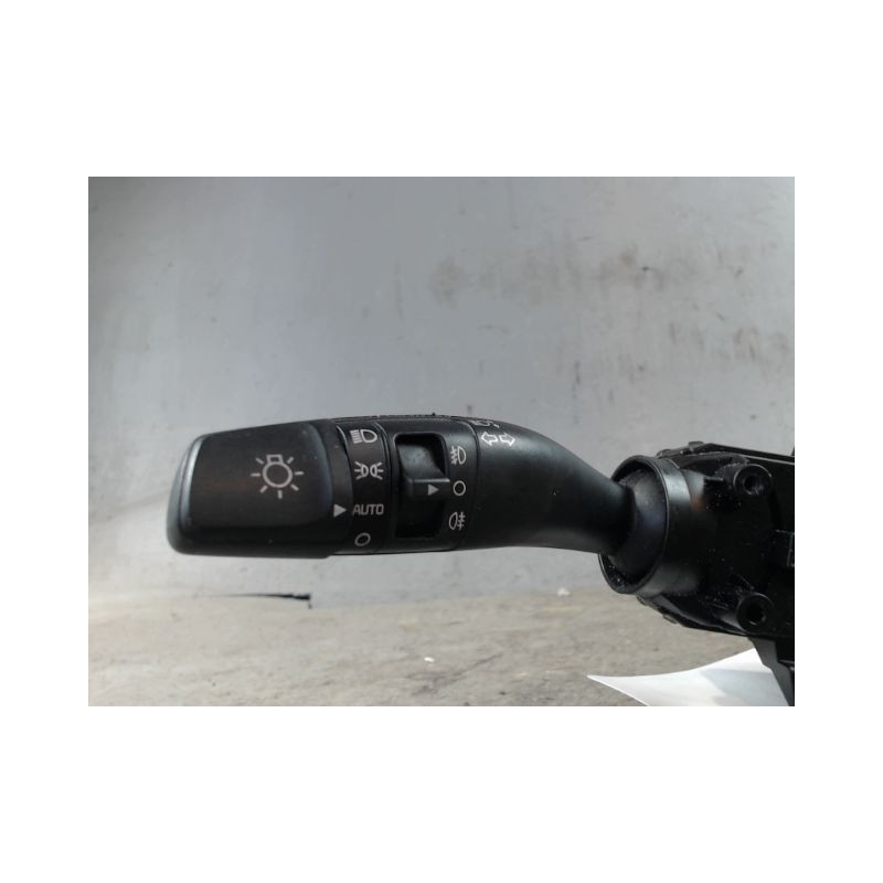 BLOC COMMODOS KIA RIO 2005-