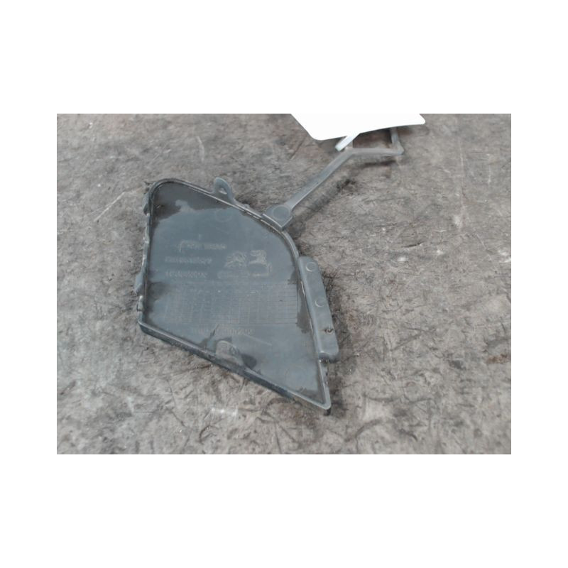 OBTURATEUR COUVRE CROCHET DE BOUCLIER AV PEUGEOT 208