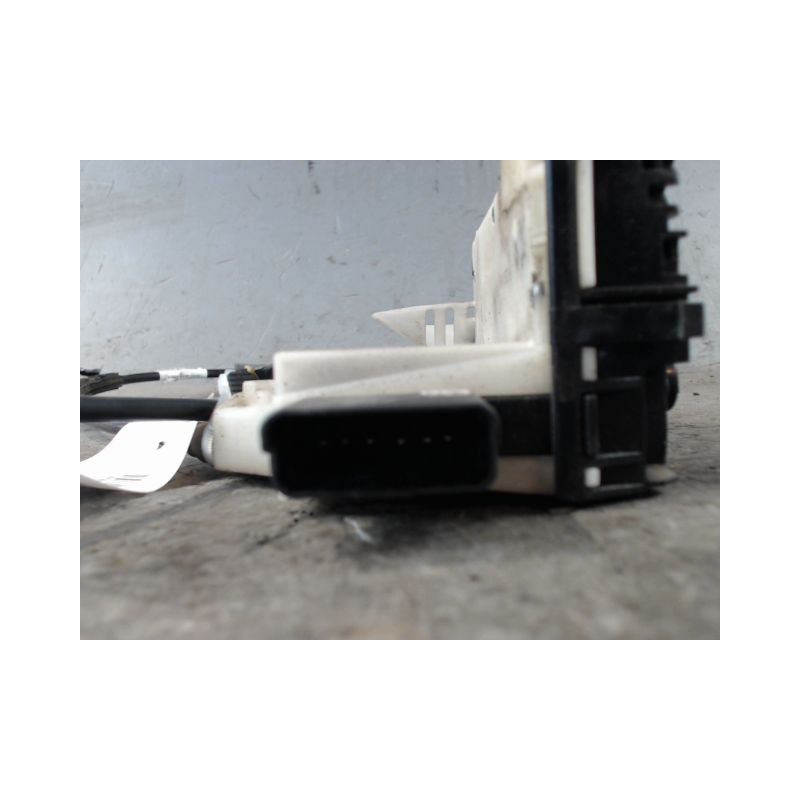 SYSTEME CONDAMNATION AVANT GAUCHE PEUGEOT 208
