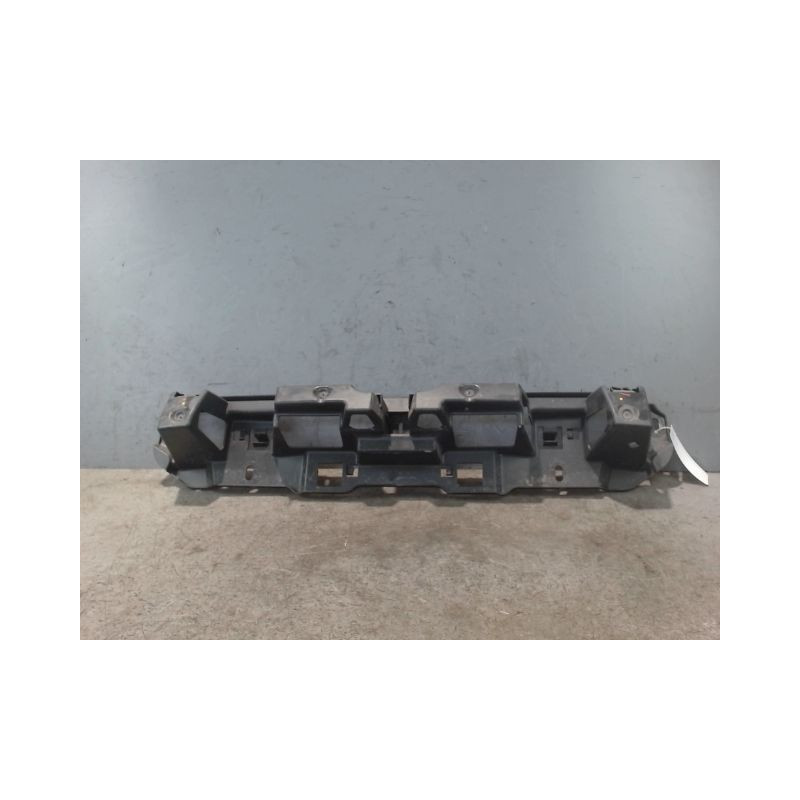 SUPPORT CENTRAL PARE-CHOC ARRIERE  CITROEN C3 2009-
