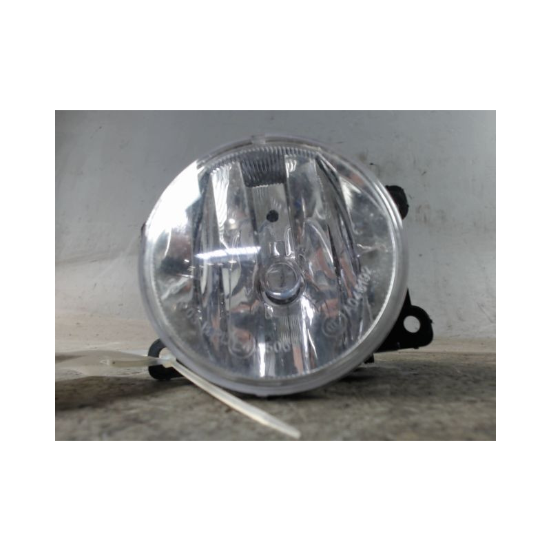 PHARE ANTIBROUILLARD AVANT DROIT PEUGEOT 2008