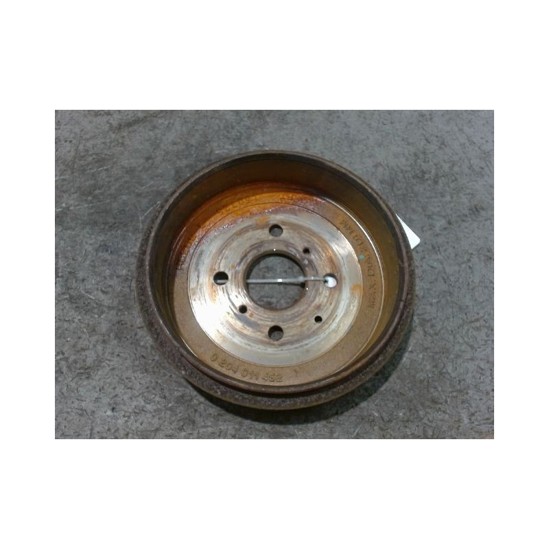 TAMBOUR ARRIERE DROIT PEUGEOT 108