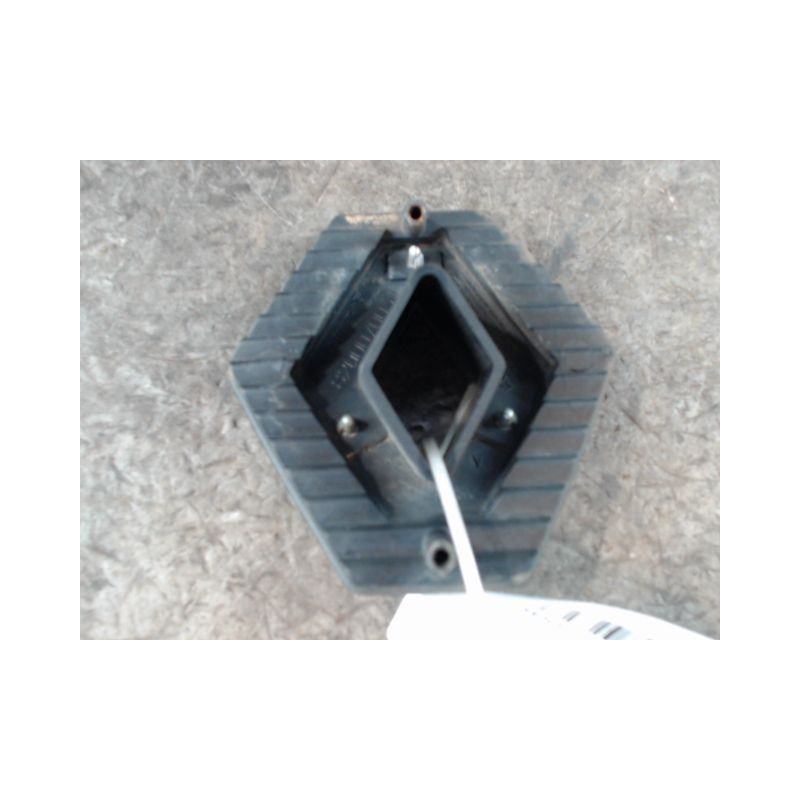 SIGLE CALANDRE RENAULT KANGOO 2003-2007