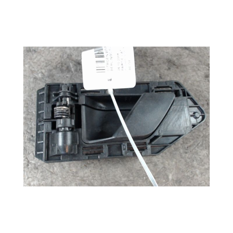 POIGNEE INTERIEURE PORTE AVANT GAUCHE CITROEN BERLINGO MULTISPACE 2002-