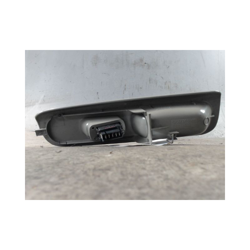 COMMANDE LEVE-GLACE PORTE AVD RENAULT TWINGO PH.3 2000-2007