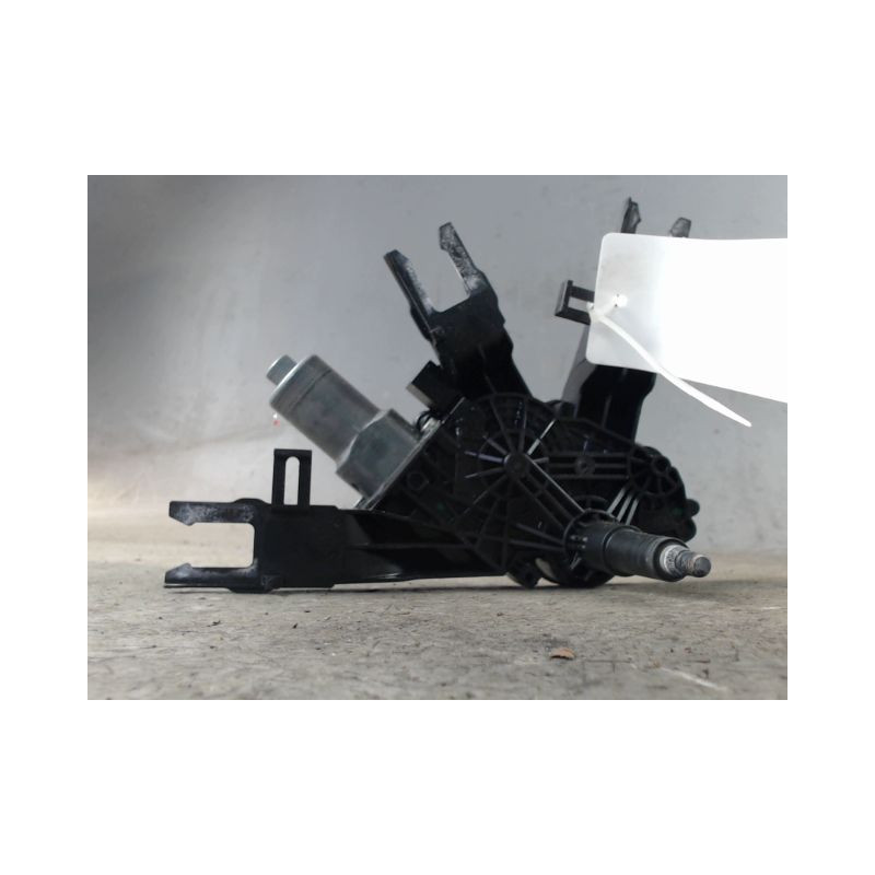 MOTEUR ESSUIE-GLACE ARRIERE PEUGEOT 308 2011-