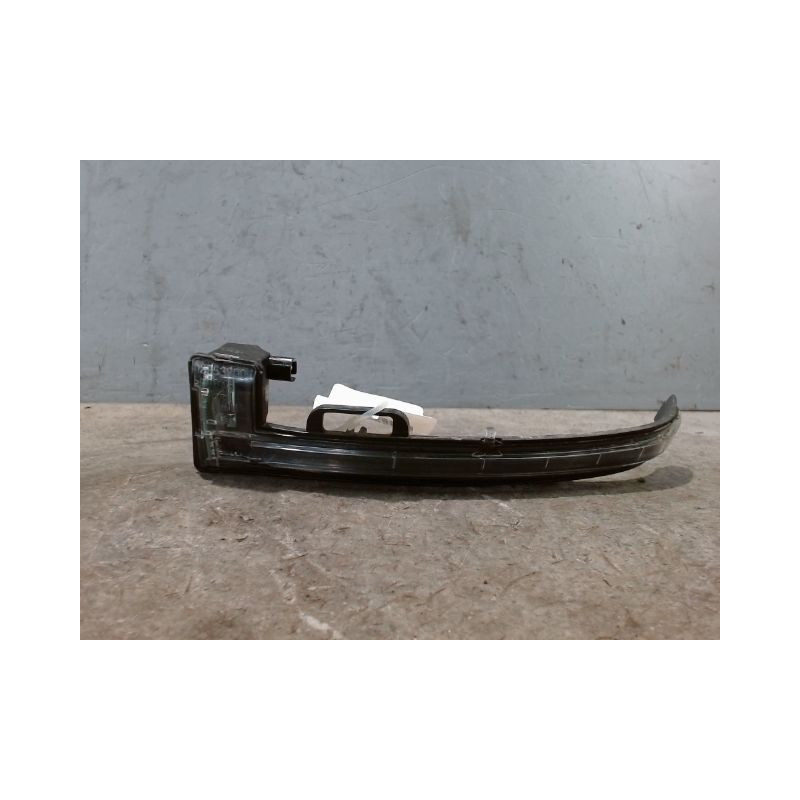 REPETITEUR RETROVISEUR GAUCHE PEUGEOT 308 2011-