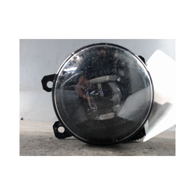 PHARE ANTIBROUILLARD AVANT DROIT DS DS4