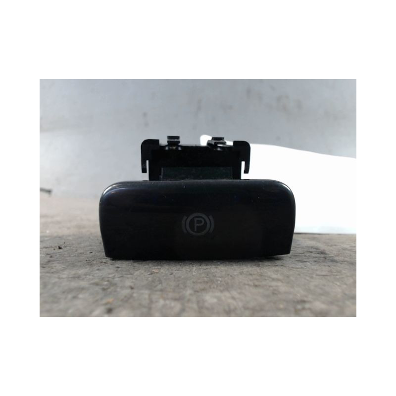 INTERIEUR COMMANDE FREIN A MAIN DS DS4