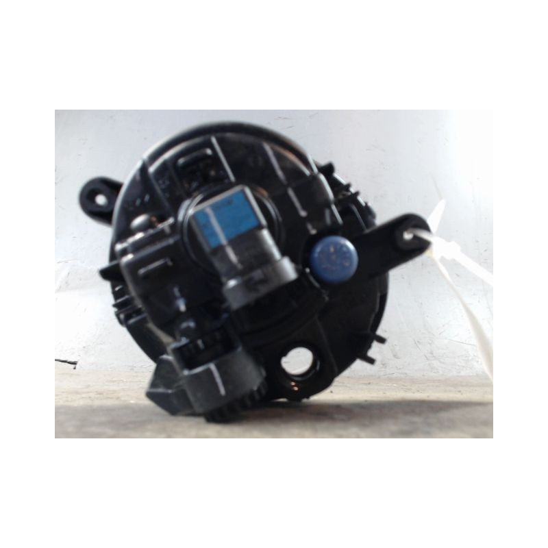 PHARE ANTIBROUILLARD AVANT DROIT RENAULT TWINGO 2 2010-