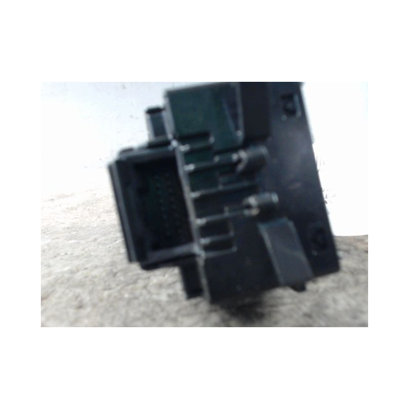 COMMANDE ESSUIE GLACE TOYOTA RAV4