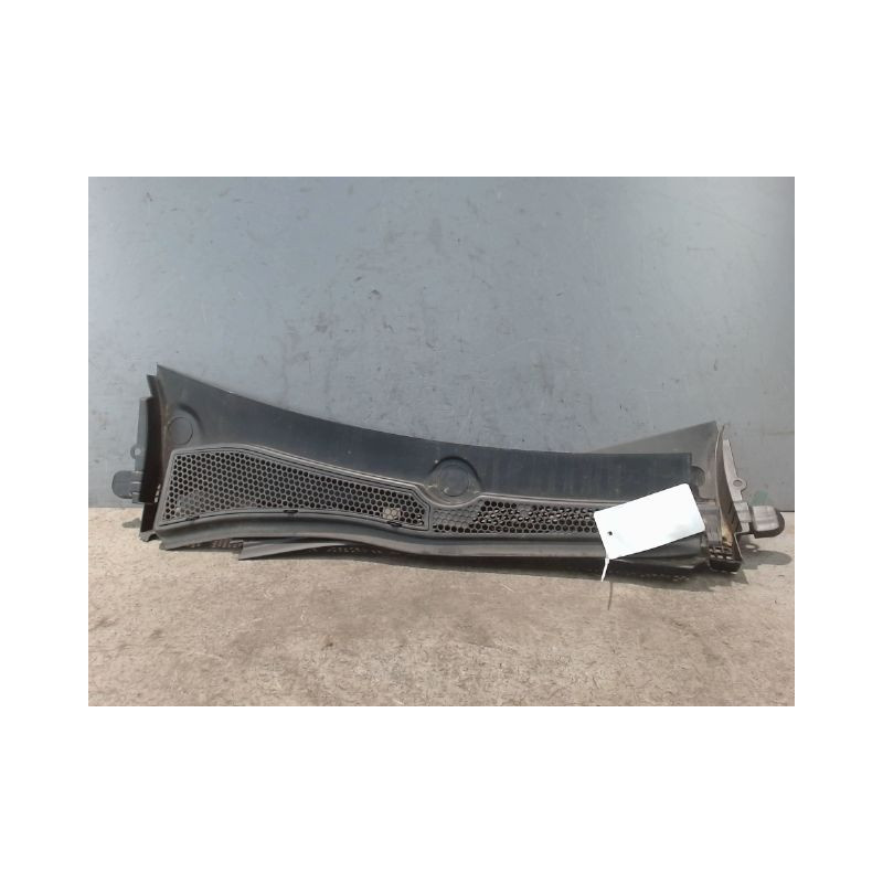 BAIE PARE BRISE PEUGEOT 208