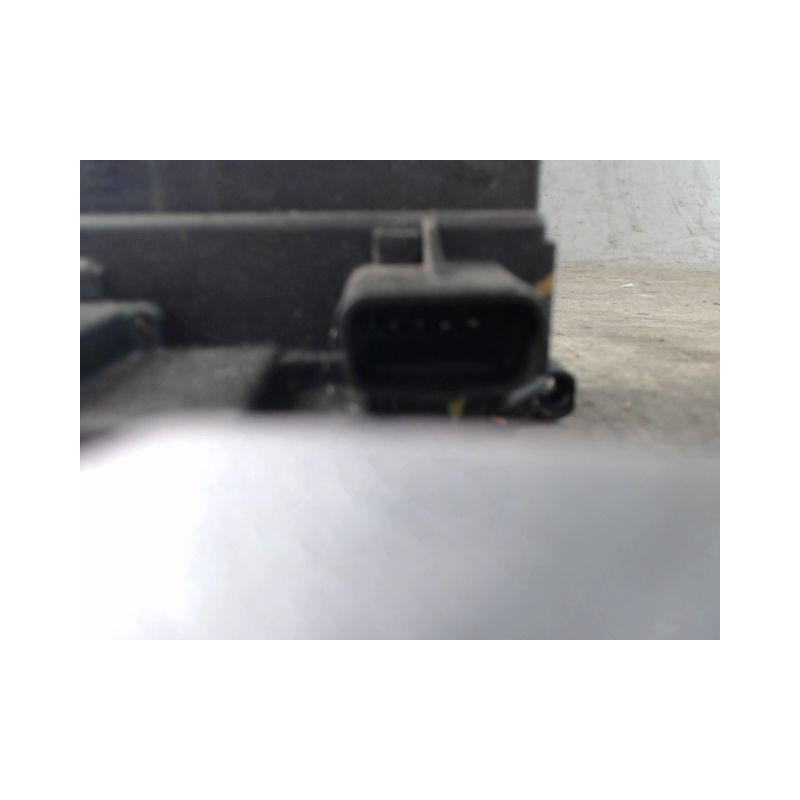 SYSTEME CONDAMNATION AVANT GAUCHE RENAULT SCENIC III 2009-