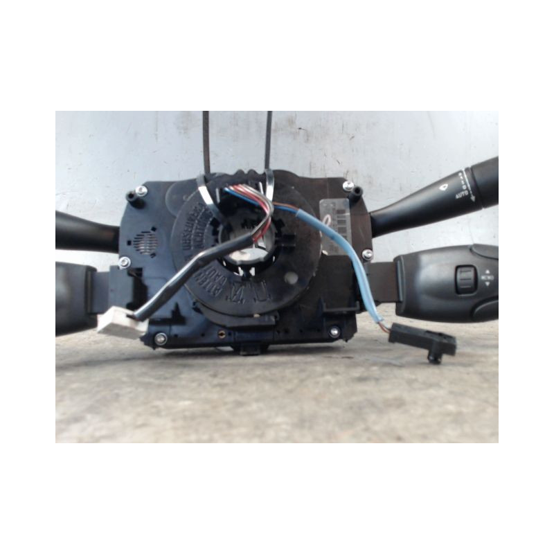 BLOC COMMODOS PEUGEOT 207 2009-