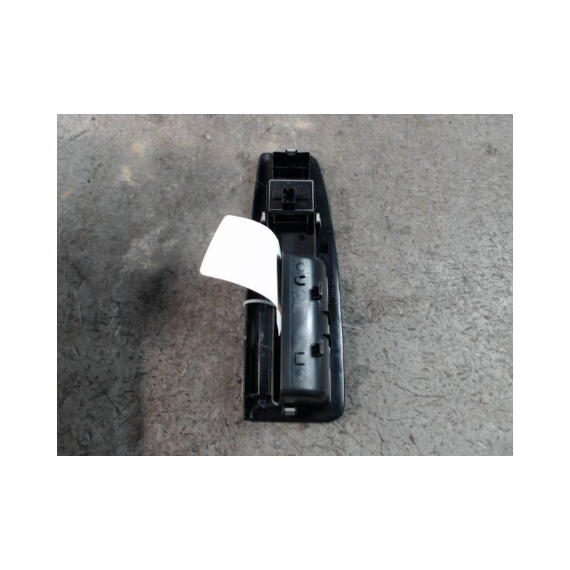 COMMANDE LEVE-GLACE PORTE AVG VOLKSWAGEN POLO 2005-