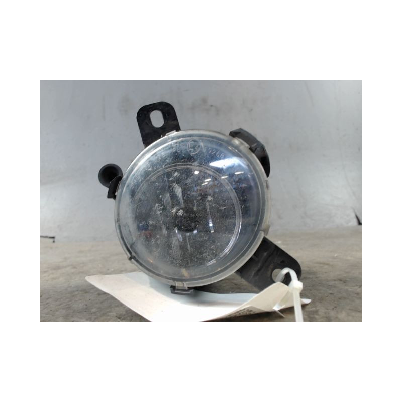 PHARE ANTIBROUILLARD AVANT DROIT OPEL MERIVA 2006-