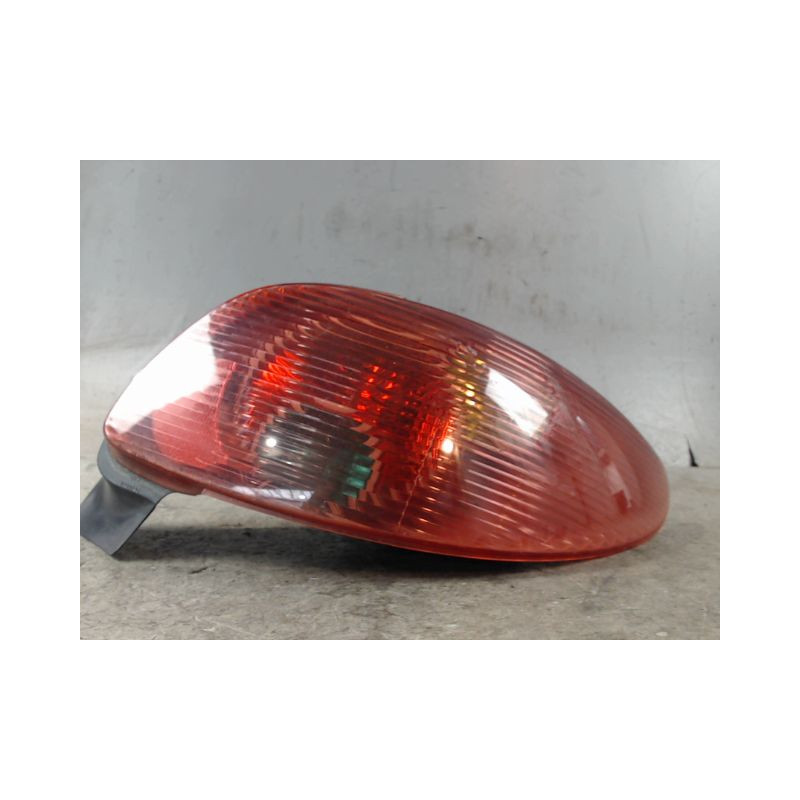 FEU ARRIERE DROIT PEUGEOT 206 5P