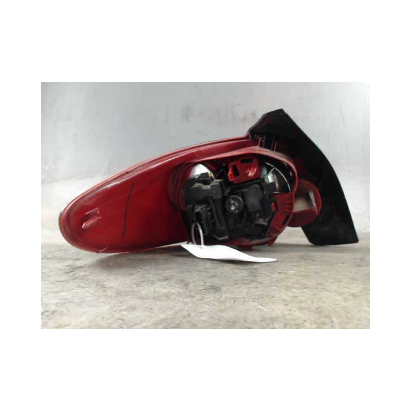 FEU ARRIERE DROIT PEUGEOT 206 5P