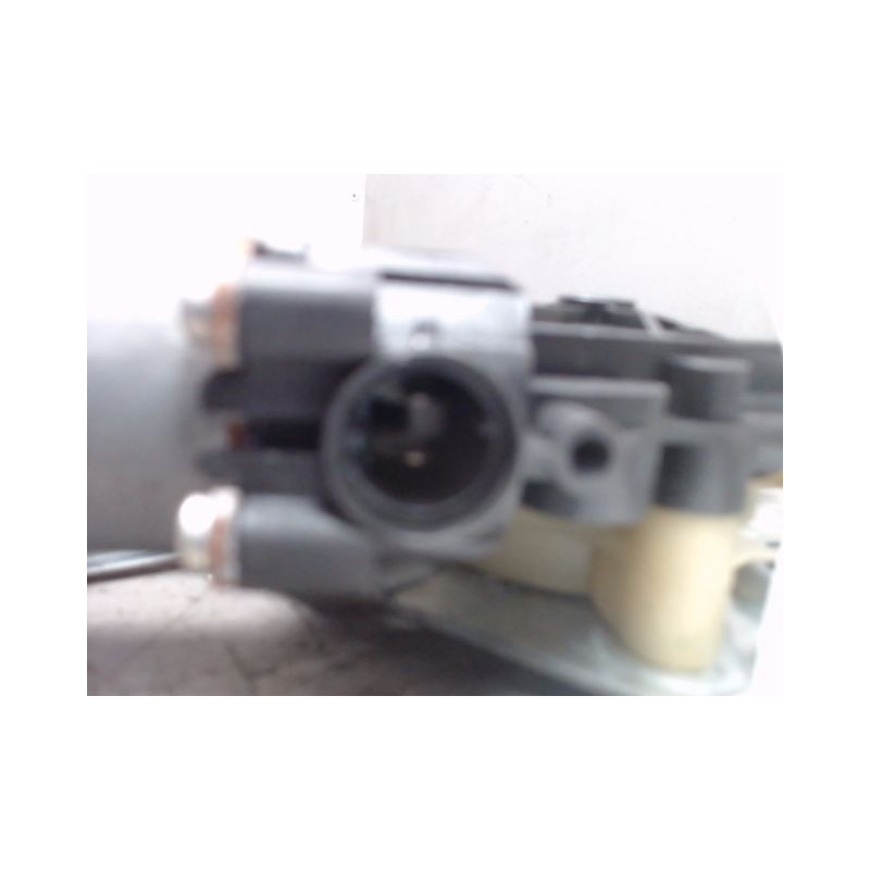 MECANISME+MOTEUR LEVE-GLACE AVANT DROIT RENAULT KANGOO -2008