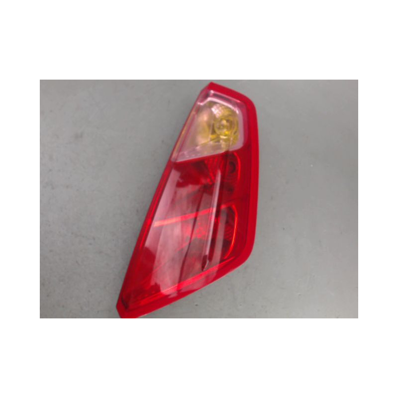 FEU ARRIERE DROIT FIAT PUNTO