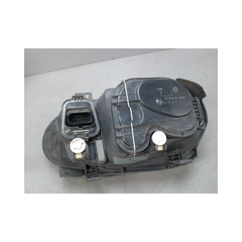 PHARE GAUCHE VOLKSWAGEN GOLF