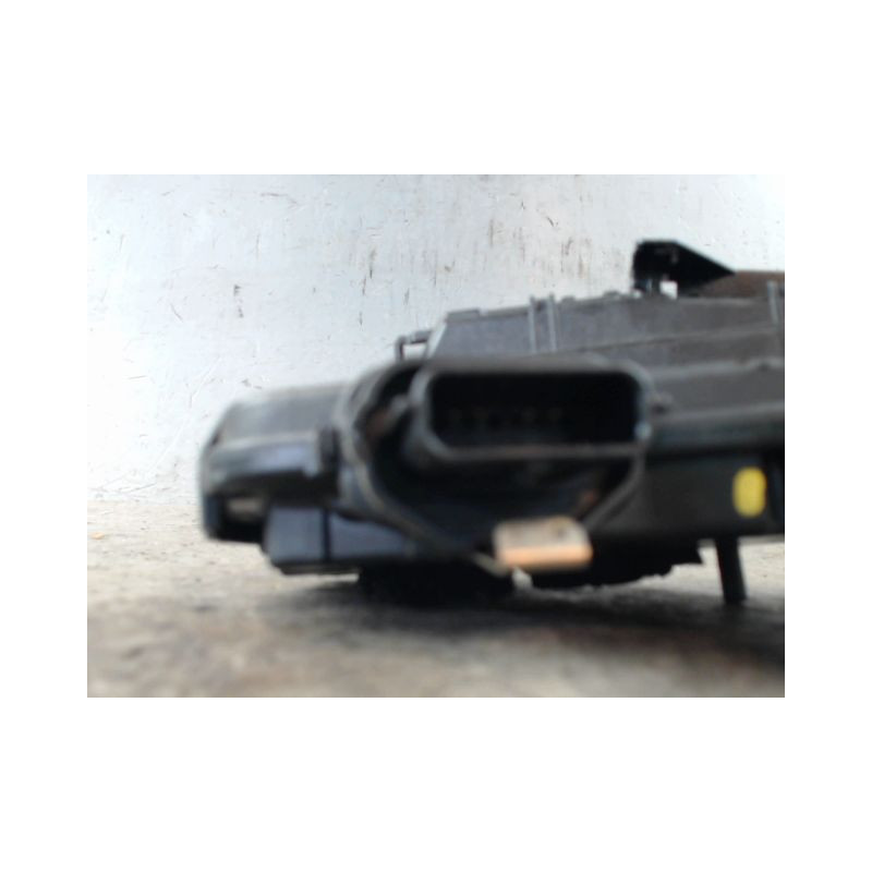 SYSTEME CONDAMNATION ARRIERE GAUCHE RENAULT CAPTUR