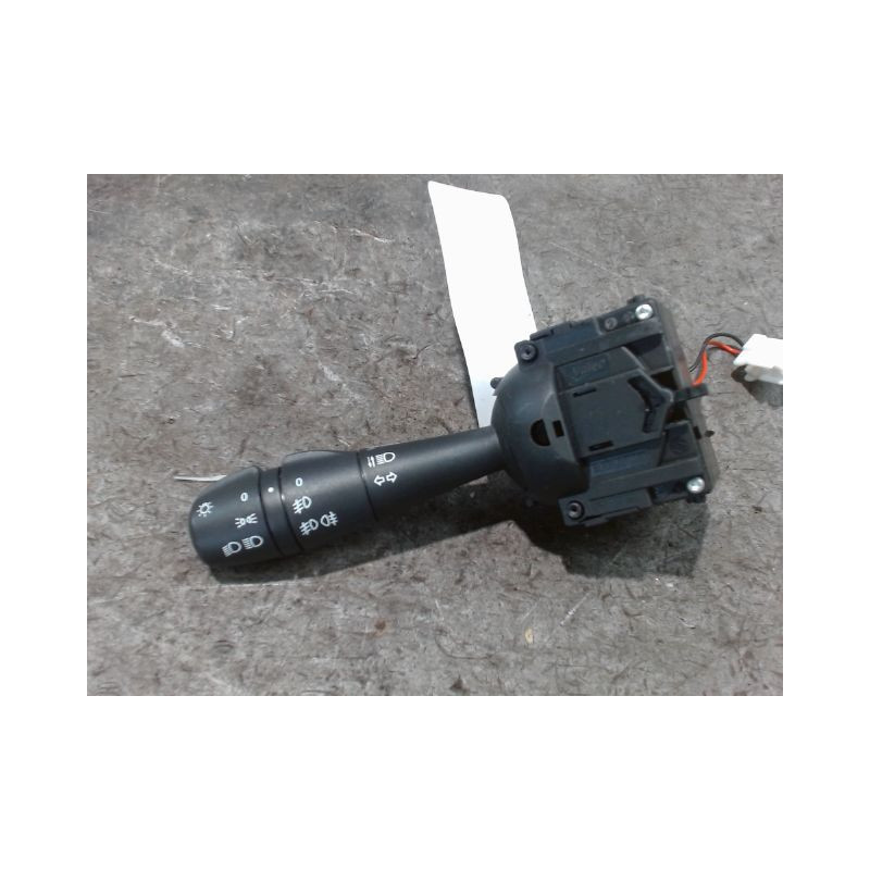 COMMANDE CLIGNOTANT RENAULT CAPTUR