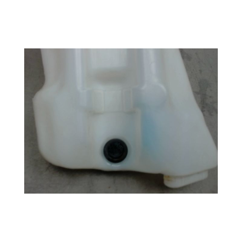 RESERVOIR LAVE-GLACE AVANT RENAULT MEGANE
