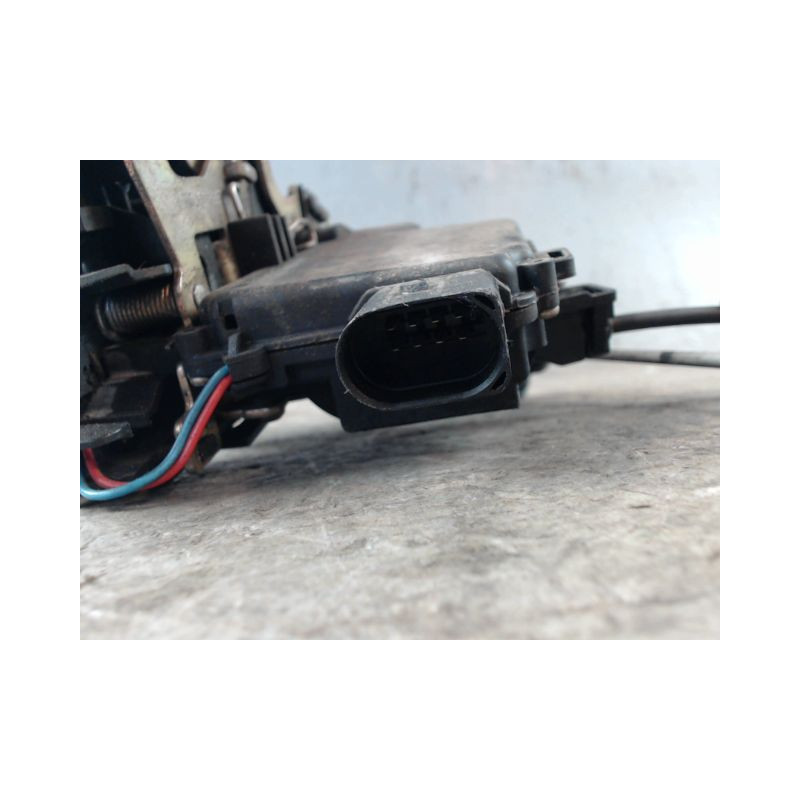 SYSTEME CONDAMNATION AVANT DROIT VOLKSWAGEN GOLF IV 98-2004