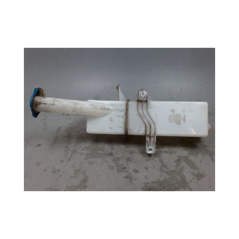 RESERVOIR LAVE-GLACE AVANT KIA VENGA 09-