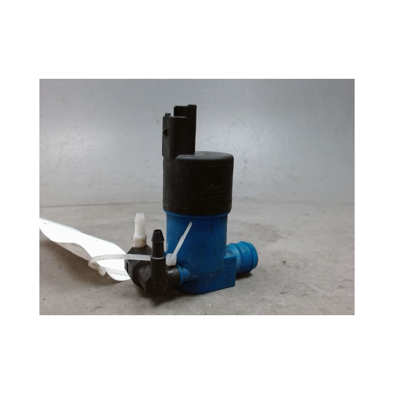 POMPE LAVE-GLACE AVANT RENAULT CLIO