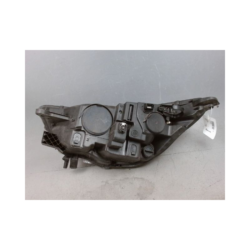 PHARE DROIT CITROEN C4 2010-