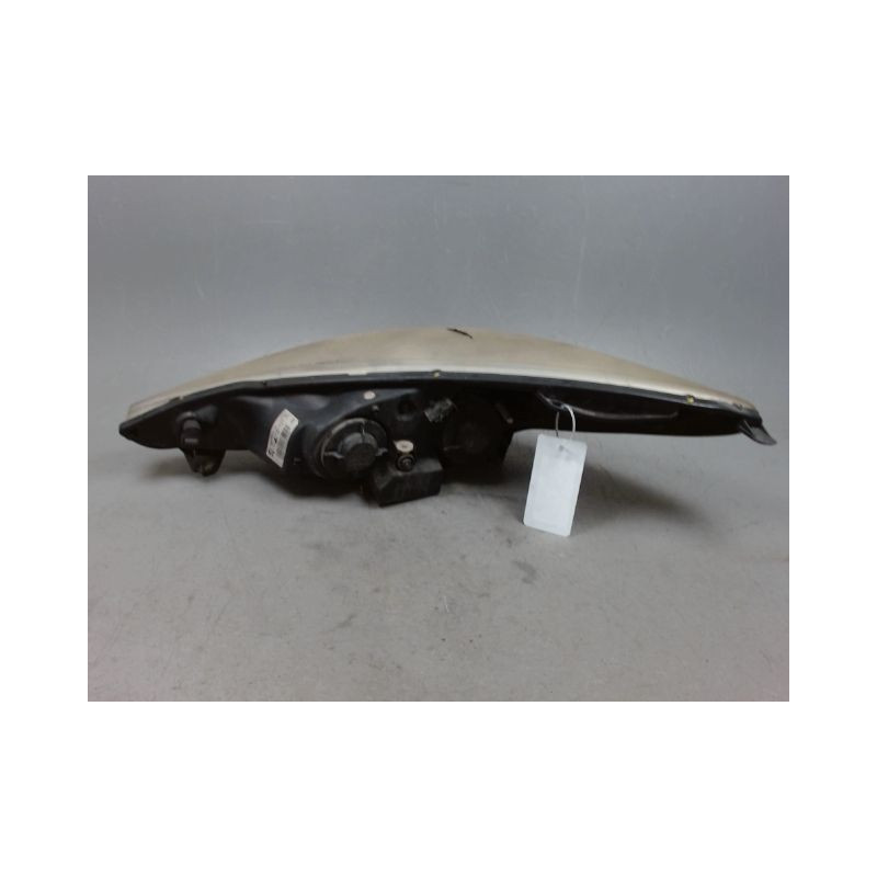 PHARE DROIT PEUGEOT 206