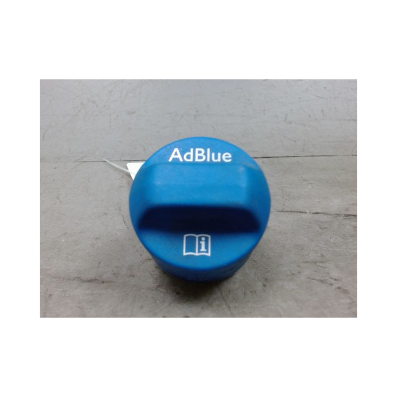 BOUCHON RESERVOIR ADBLUE PEUGEOT 3008