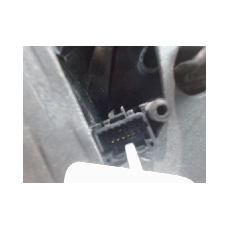 RETROVISEUR EXTERIEUR ELECTRIQUE DROIT RENAULT CLIO III 2010-