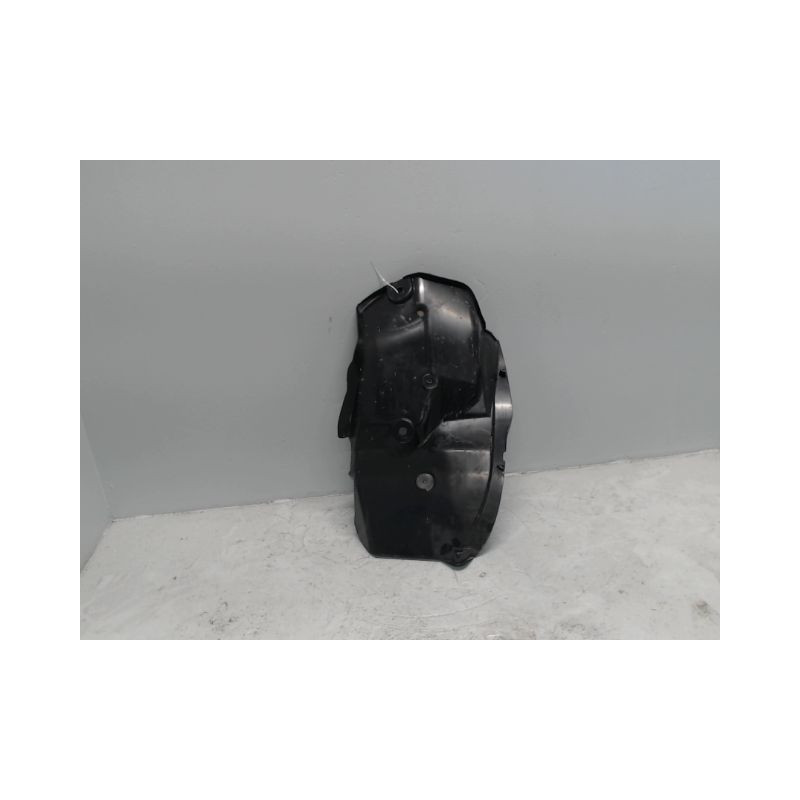 PARE-BOUE ARRIERE DROIT DACIA SANDERO 2008-