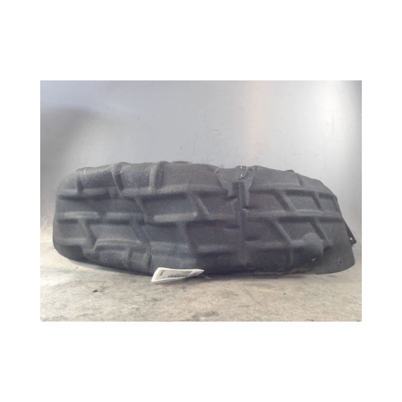 PARE-BOUE ARRIERE GAUCHE VOLKSWAGEN TIGUAN 2009-