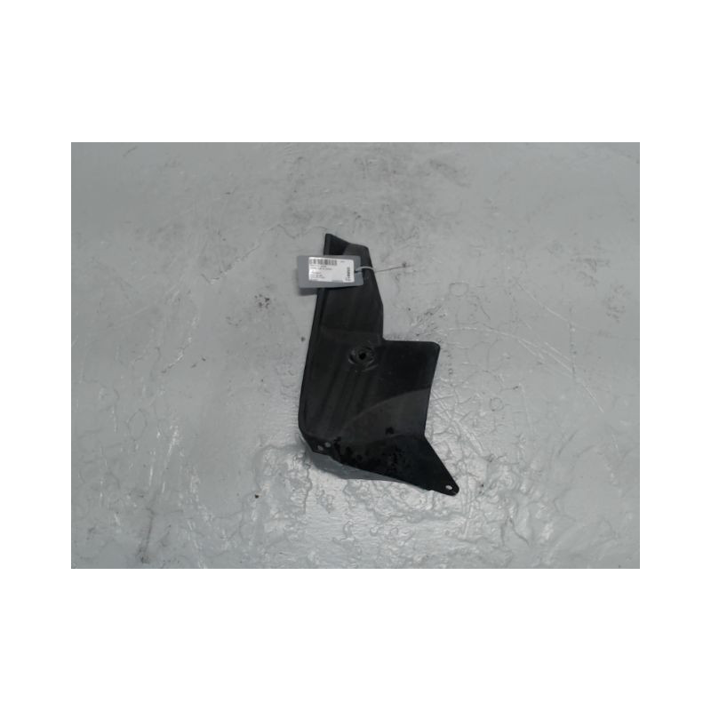 PARE-BOUE ARRIERE DROIT TOYOTA YARIS II 2010-
