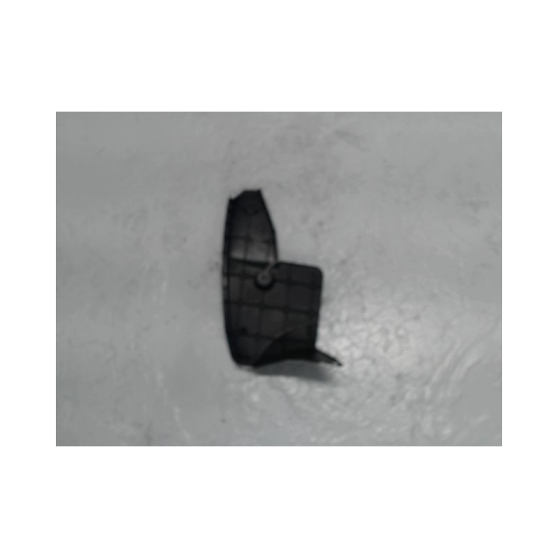 PARE-BOUE ARRIERE GAUCHE TOYOTA YARIS II 2010-