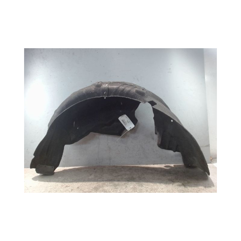 PARE-BOUE ARRIERE GAUCHE MERCEDES CLASSE A 2004-