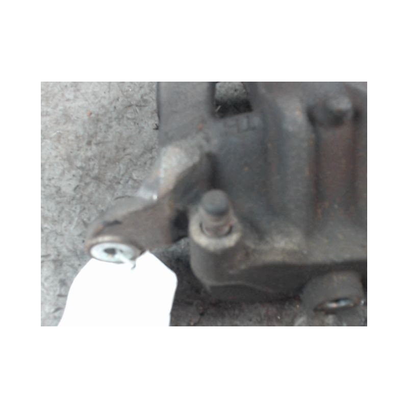 ETRIER DE FREIN AVANT GAUCHE NISSAN LEAF