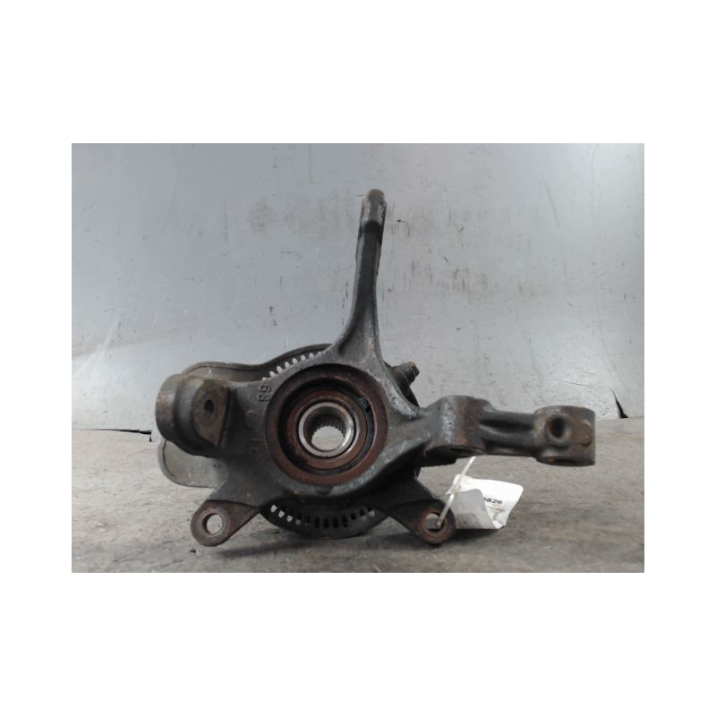 PIVOT AVANT GAUCHE SUZUKI SWIFT