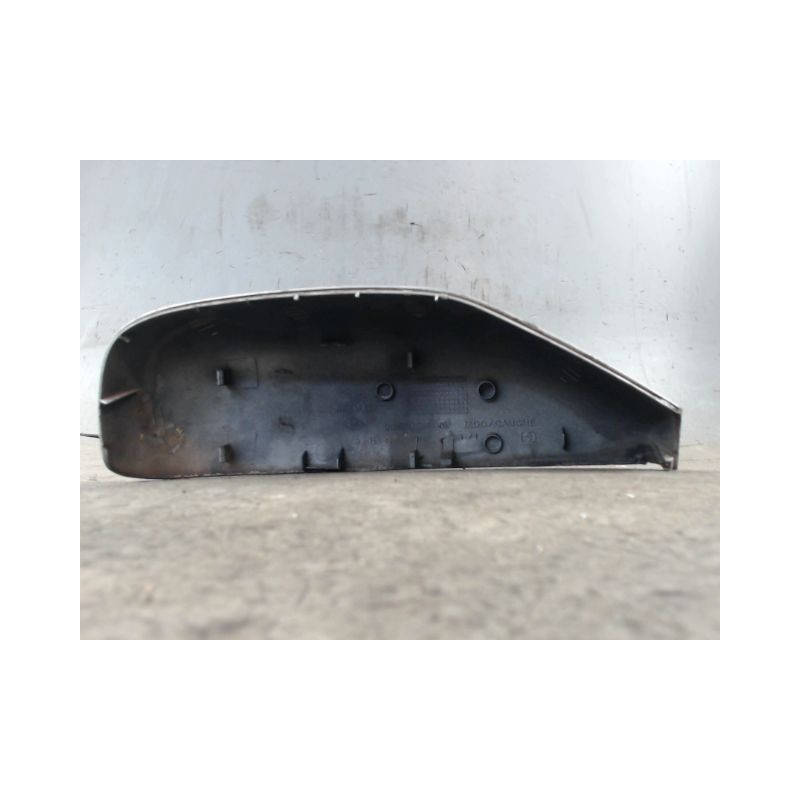 CARENAGE RETROVISEUR EXTERIEUR GAUCHE RENAULT LAGUNA II 00-2005