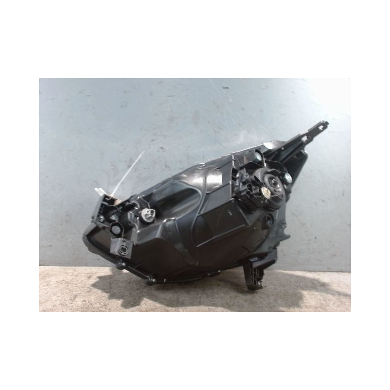 PHARE DROIT NISSAN MICRA 2009-