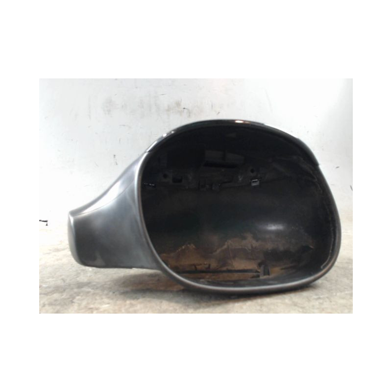 CARENAGE RETROVISEUR EXTERIEUR DROIT PEUGEOT 206 5P