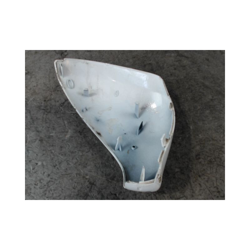 CARENAGE RETROVISEUR EXTERIEUR GAUCHE PEUGEOT 207 3P