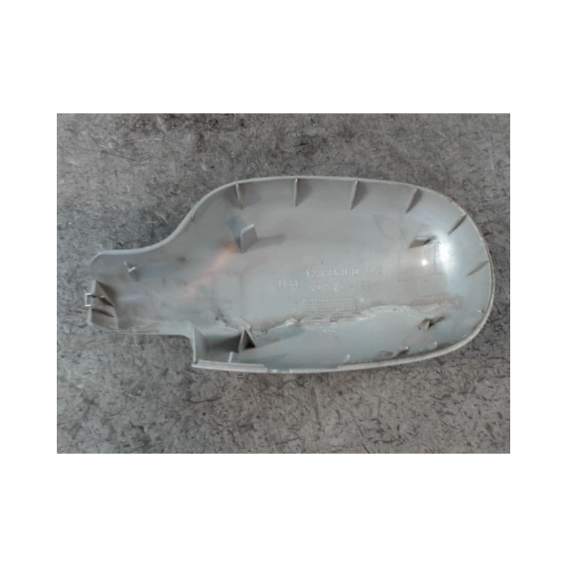 CARENAGE RETROVISEUR EXTERIEUR DROIT RENAULT SCENIC I PH2 99-03