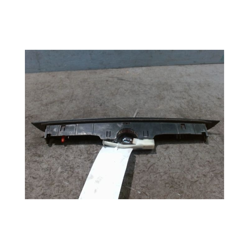 FEUX STOP SUPPLEMENTAIRE CITROEN C3 2005-