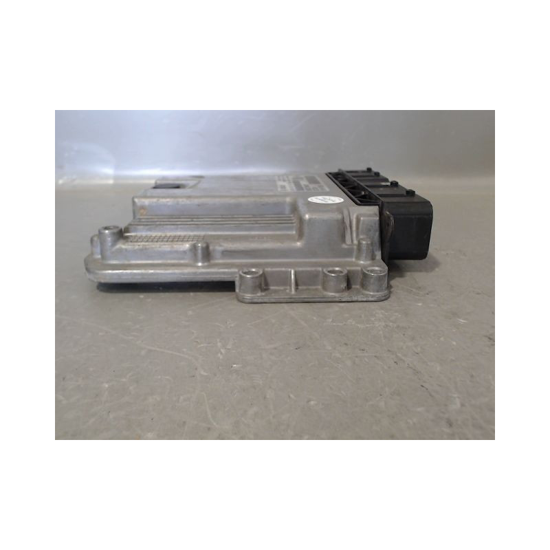 CALCULATEUR MOTEUR PEUGEOT 308 SW 2008-